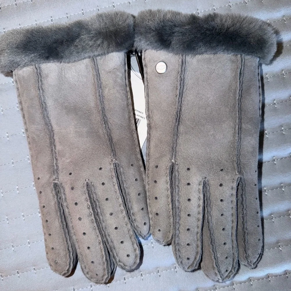 UGG Gray Shearling Gloves